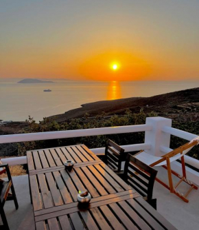SERIFOS STONE VILLAS